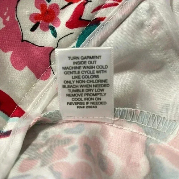 New York & Company 7th Avenue Cuffed Short Set​​ - Picture 7 of 12